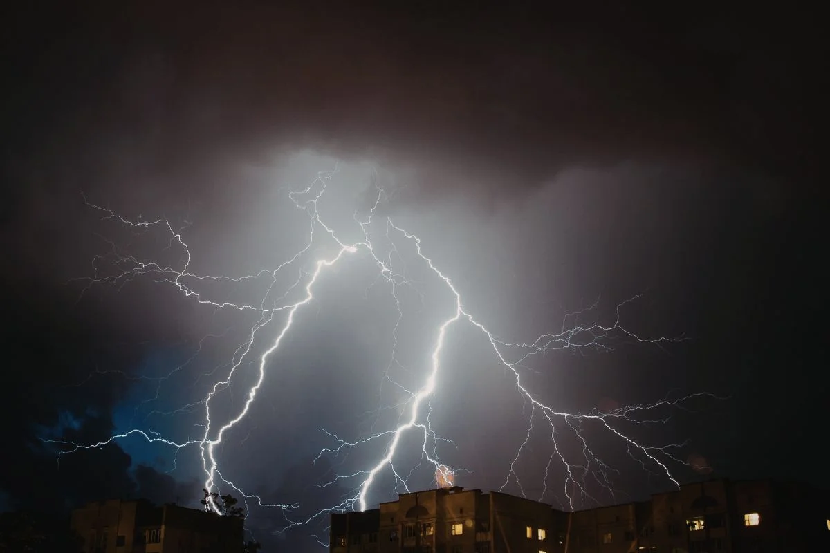 Região em “estado de atenção” nesta quarta-feira (25)