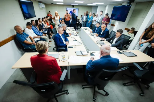 DEPUTADOS PRETENDEM DEBATER REFORMA TRIBUTÁRIA EM SEIS REGIÕES CATARINENSES