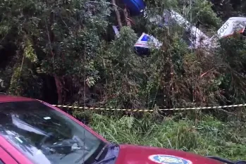 Queda de avião no interior de Piên/PR deixa piloto morto