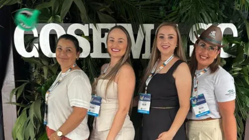 Secretaria de Saúde participa de congresso estadual em Chapecó