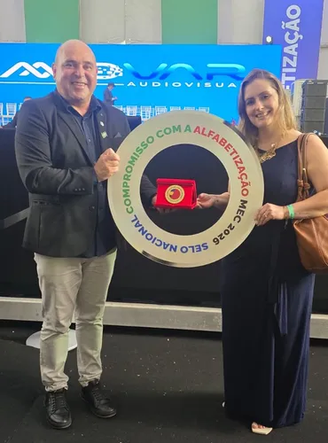 São Bento do Sul recebe Selo Ouro do Compromisso Nacional Criança Alfabetizada em Brasília