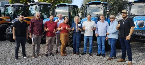 Emendas federais garantem tratores e reforçam apoio à agricultura familiar em SC