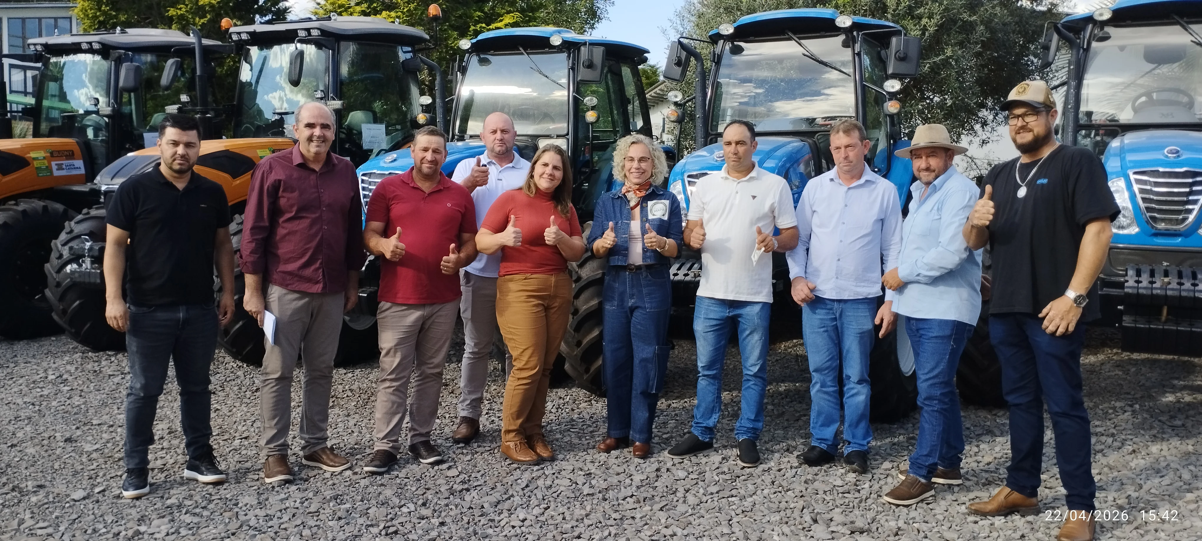 Emendas federais garantem tratores e reforçam apoio à agricultura familiar em SC