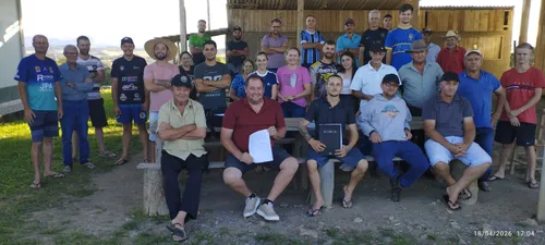 Comunidade de Entre Rios I funda Associação de Moradores e Agricultores