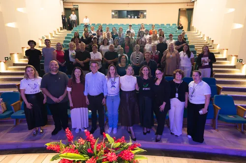 Seminário sobre fibromialgia reúne grande público em Jaraguá do Sul e fortalece luta por direitos