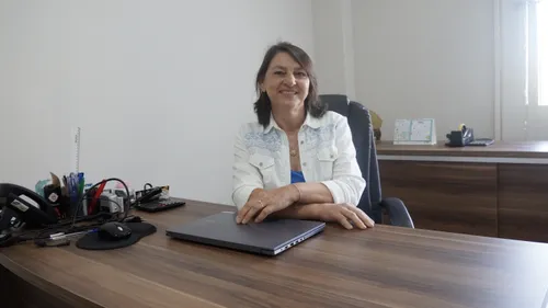 Maria Jussélia Ratuchinski Zanghelini assume Secretaria de Educação com foco em inclusão, qualidade e parceria com as famílias