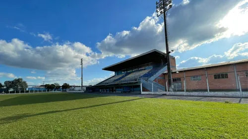Campeonato Escolar de Futebol movimenta o Estádio Ditão em Canoinhas