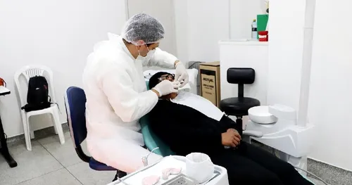 Piên amplia atendimentos para confecção de próteses dentárias