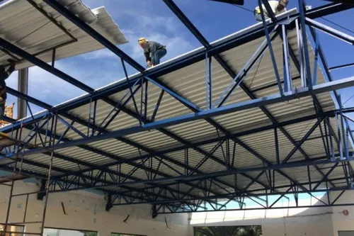 Papanduva contrata projetos para cobertura metálica escolar