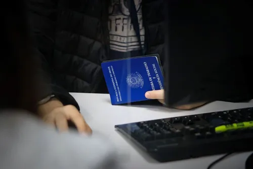 Região soma centenas de oportunidades de emprego