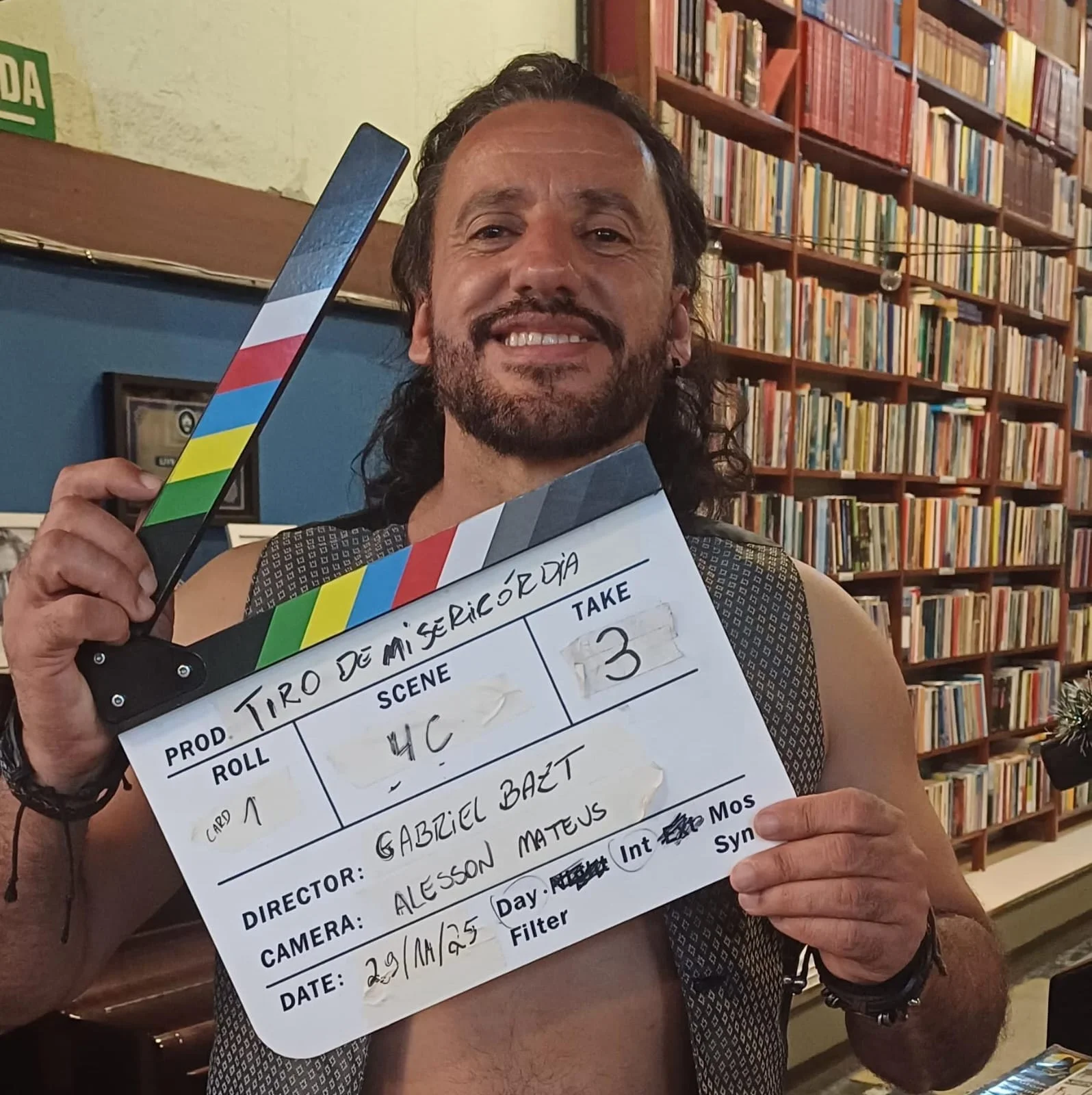 Curta “Tiro de Misericórdia” estreia neste domingo em Joinville com Robson Rodrigues no elenco