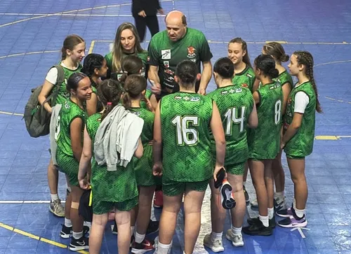 Basquete feminino Sub-13 estreia com vitória no Catarinense e 3x3 conquista vice-campeonato estadual