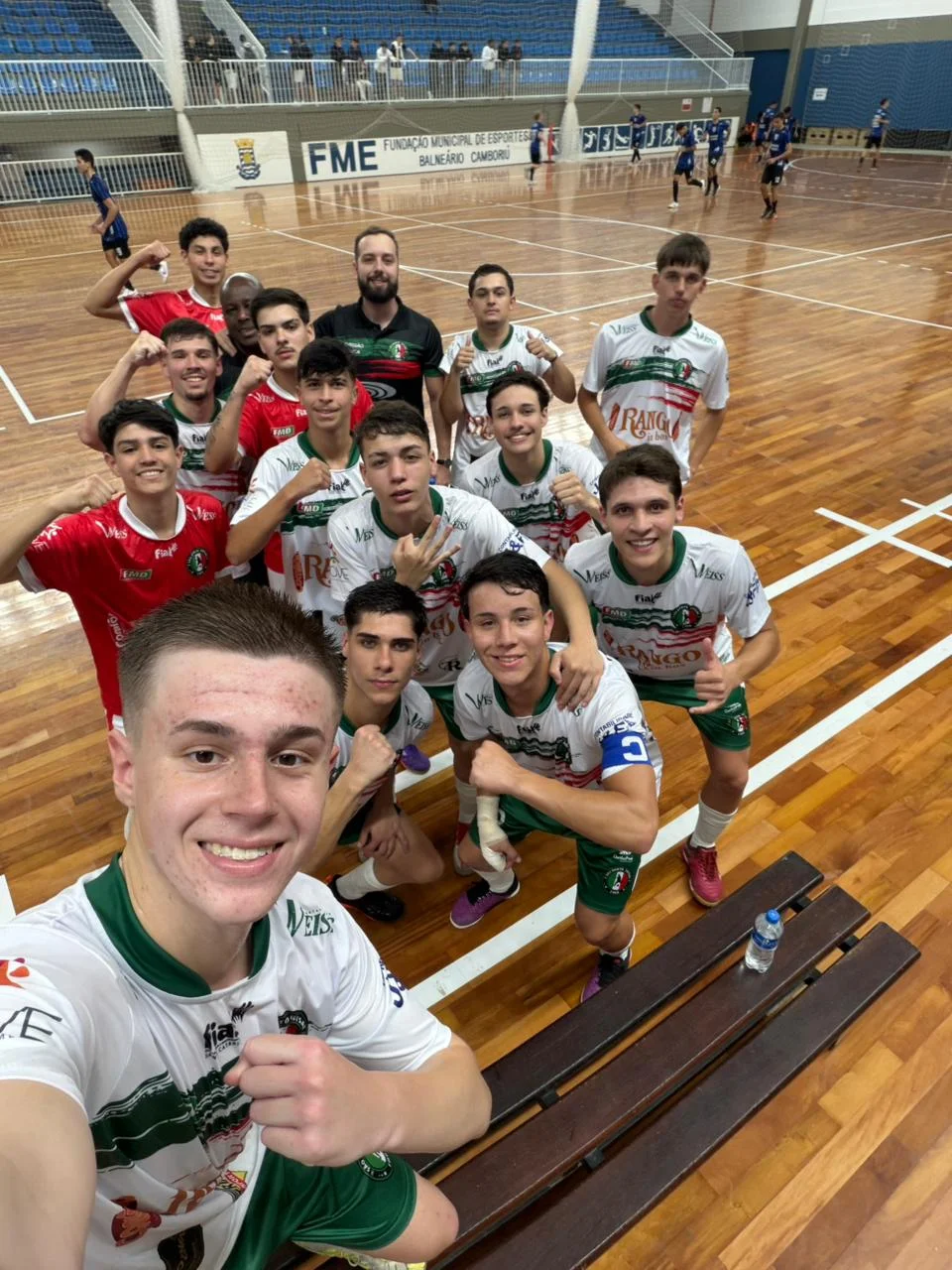 Futsal Sub-18 da FMD vence fora de casa e segue líder isolado do Estadual