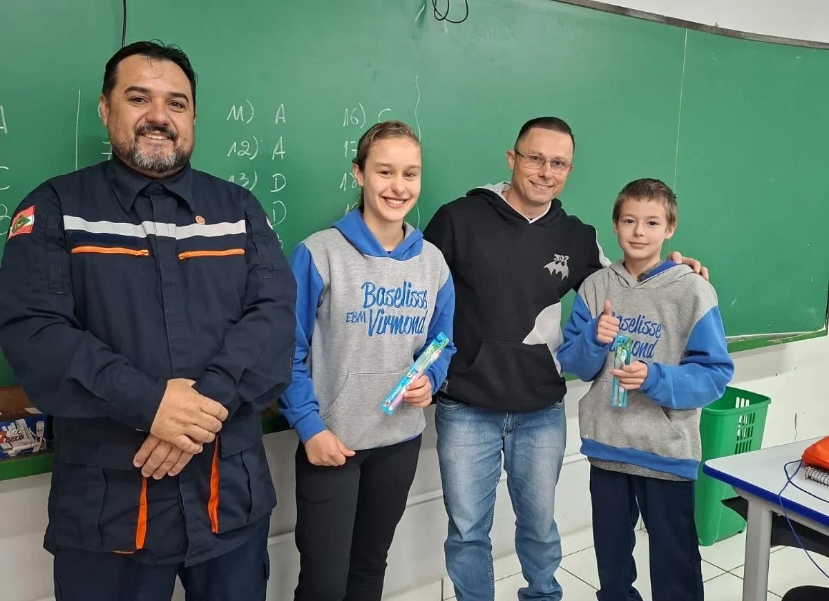 Programa Defesa Civil nas Escolas orienta alunos sobre riscos climáticos e prevenção