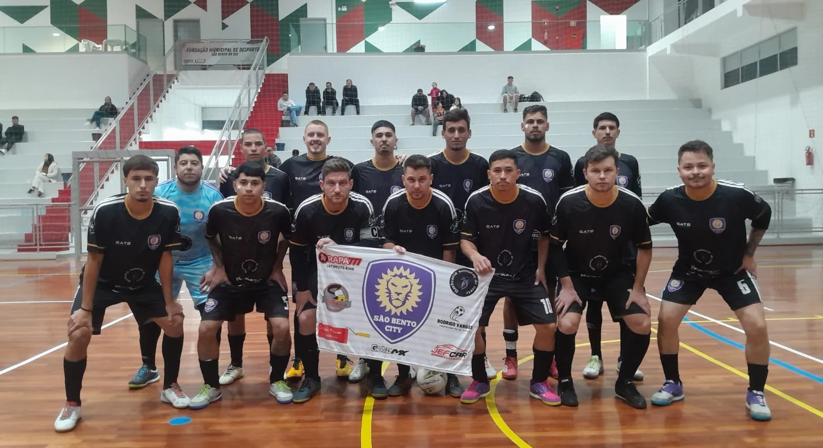 Campeonato Municipal de Futsal da 2ª Divisão começa com chuva de gols no Annes Gualberto