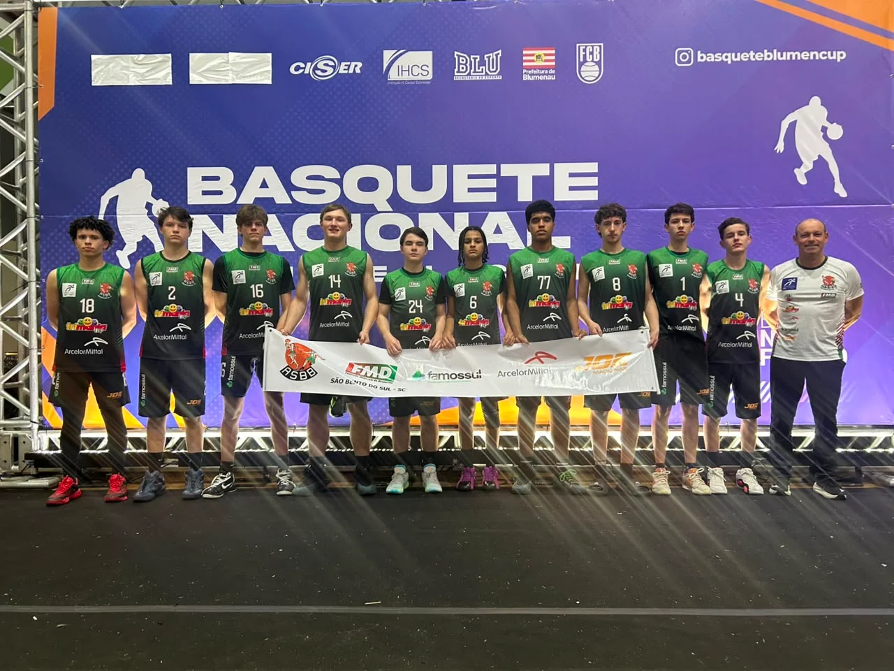 ASBB/FMD conquista 5º e 4º lugares na Blumen Cup 2026