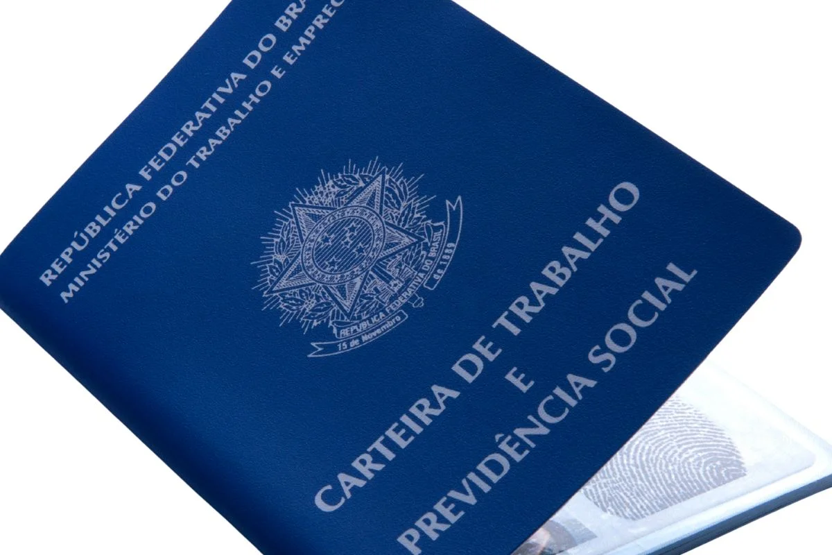Semana começa com mais de 30 vagas em Papanduva