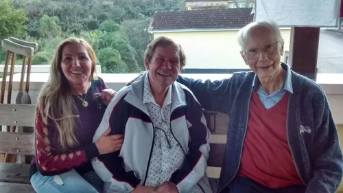 DE CELSO E MARIANA PARA UM GRANDE AMIGO!