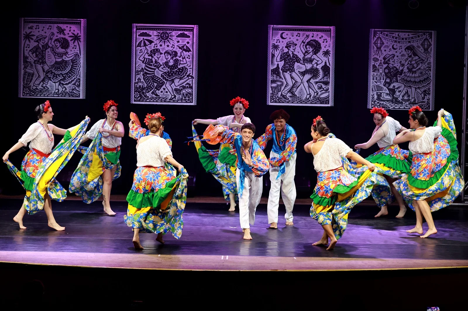 Festival de Dança de Joinville faz estreia histórica em São Bento do Sul com teatro lotado