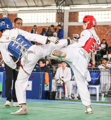 Taekwondo feminino de São Bento do Sul conquista vice-campeonato histórico nos Joguinhos Abertos