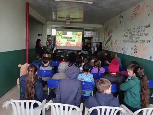 “O Combustível dos Campeões”: escolas de São Bento do Sul recebem palestras sobre alimentação saudável