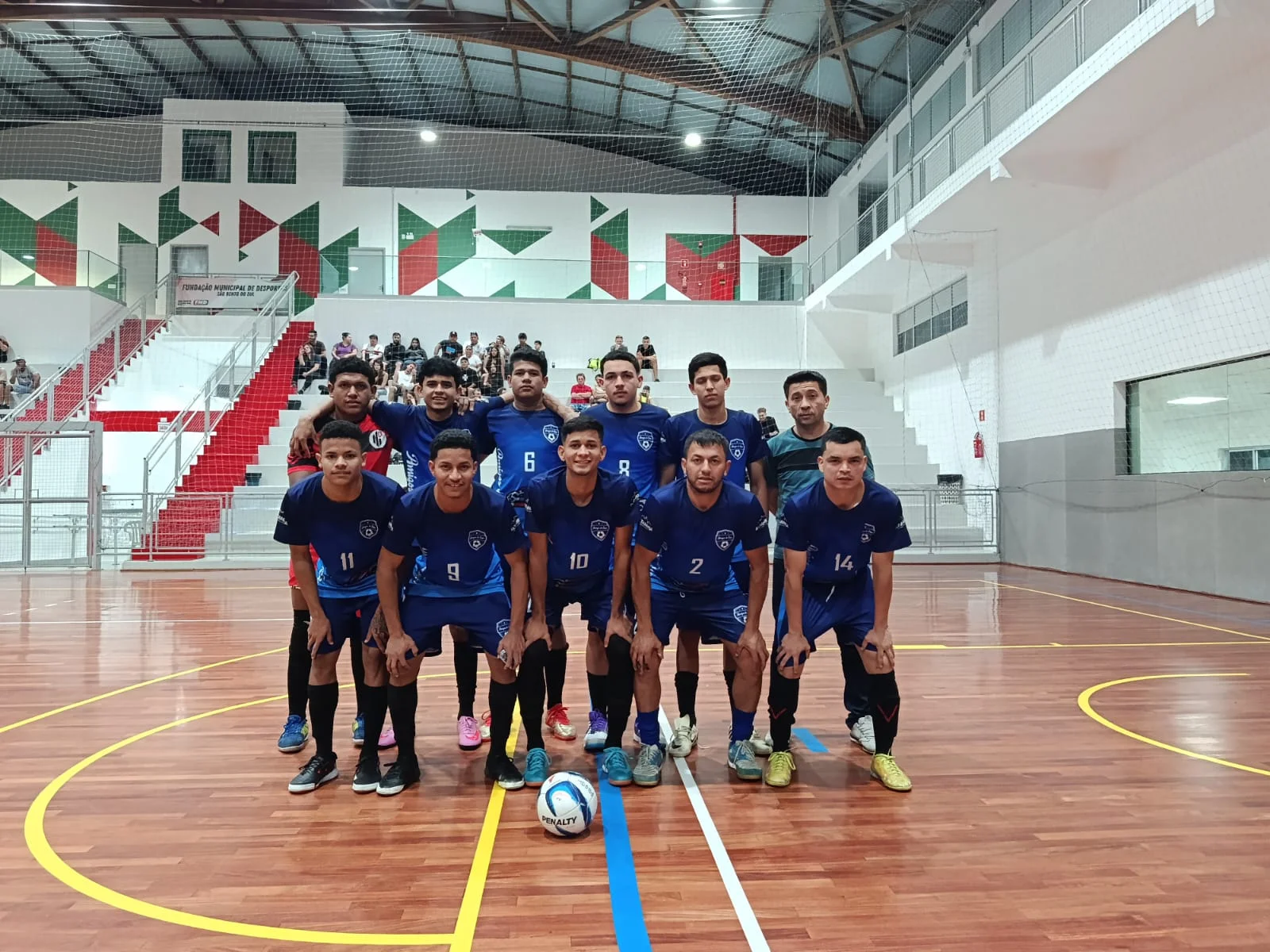 Fúria Azul e Tadala avançam nas quartas de final da 2ª Divisão do Futsal