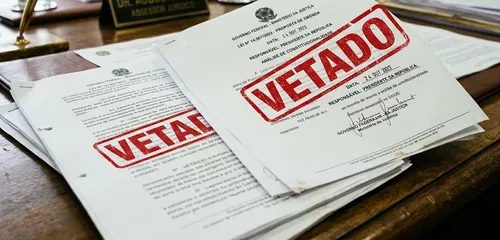 Vetos a projetos expõem falhas na Câmara