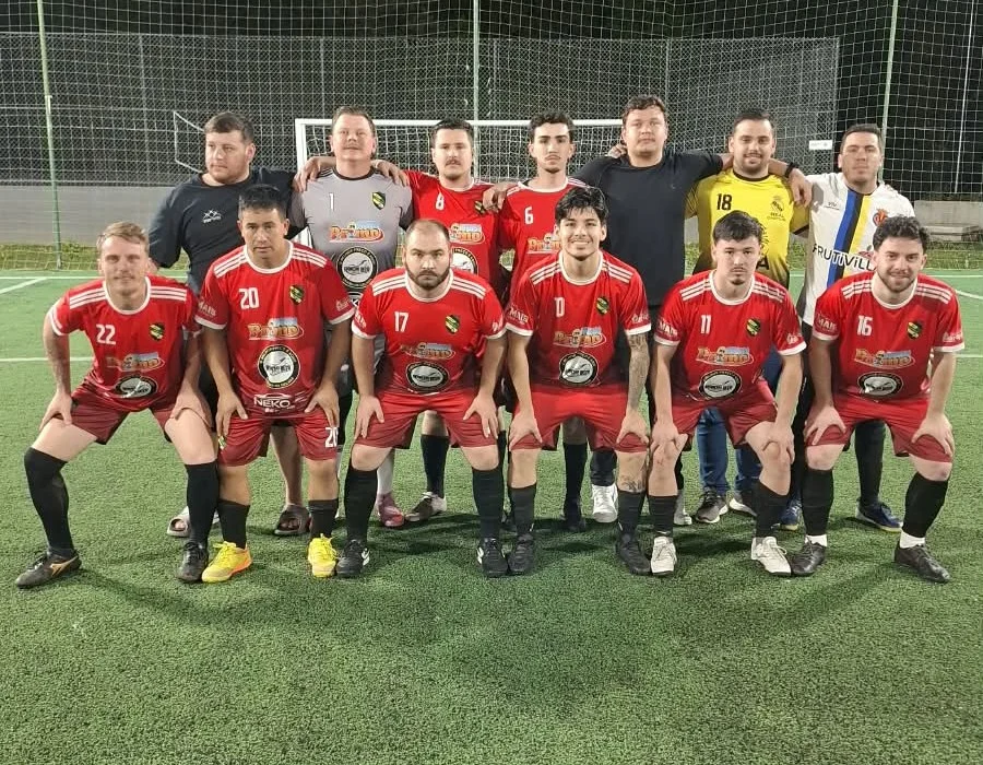 Municipal de Futebol Society da 1ª Divisão tem goleadas e empate na rodada