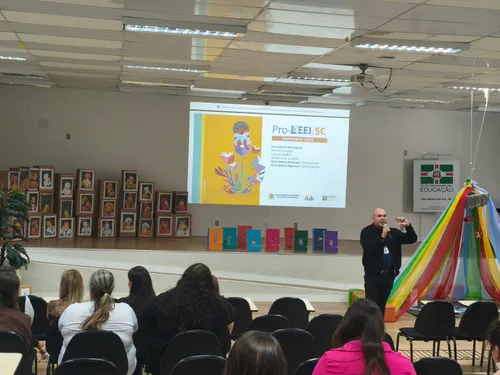 São Bento do Sul encerra formação sobre leitura e escrita na Educação Infantil