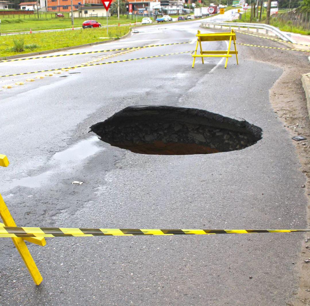 Imagem para matéria Atenção para interdições no trânsito na região da Avenida dos Imigrantes 