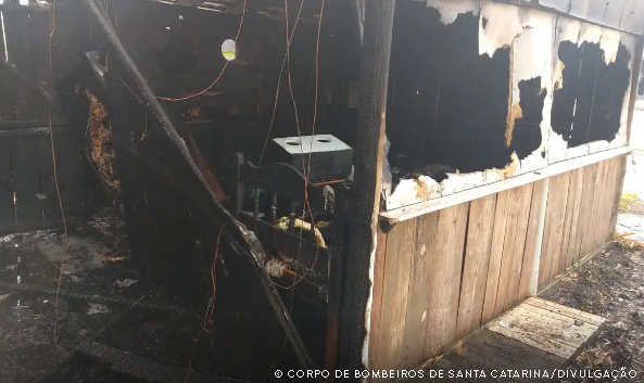 Imagem para matéria Incêndio na residência de autor de ataques golpistas ao STF em Rio do Sul (SC) 
